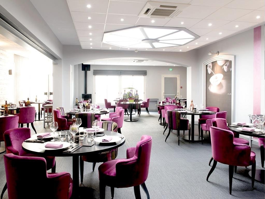 Logis Hotel De France Restaurant Le Lucullus Montmorillon Exterior foto