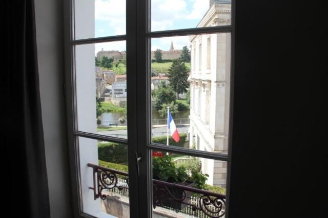 Logis Hotel De France Restaurant Le Lucullus Montmorillon Zimmer foto