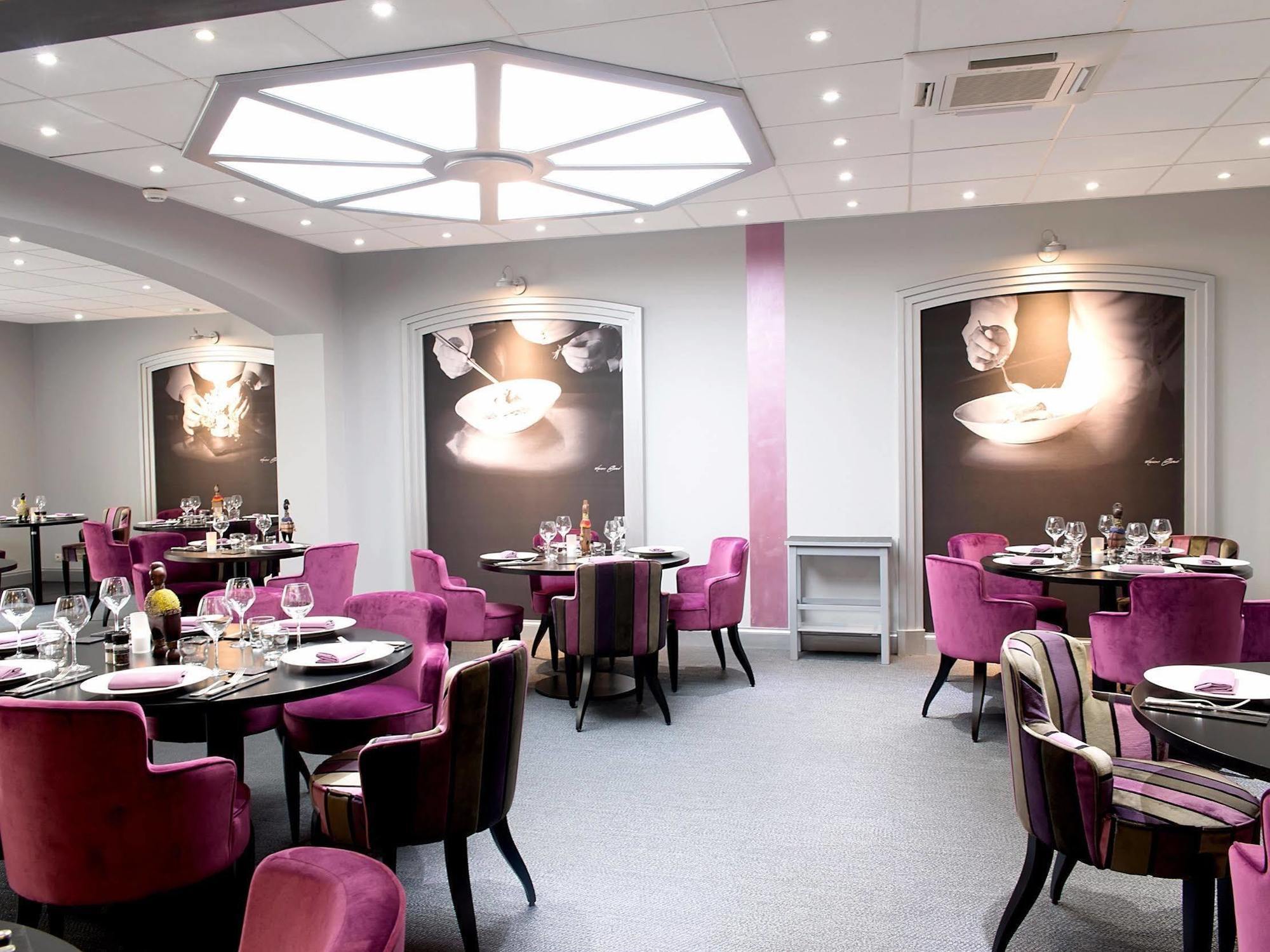 Logis Hotel De France Restaurant Le Lucullus Montmorillon Exterior foto